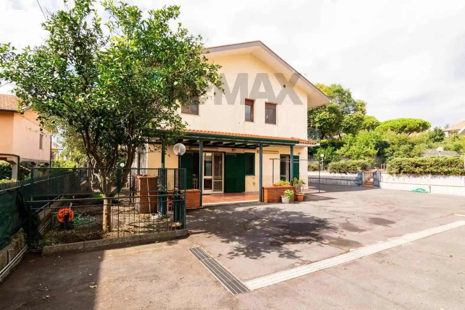 Villa in vendita a Pedara