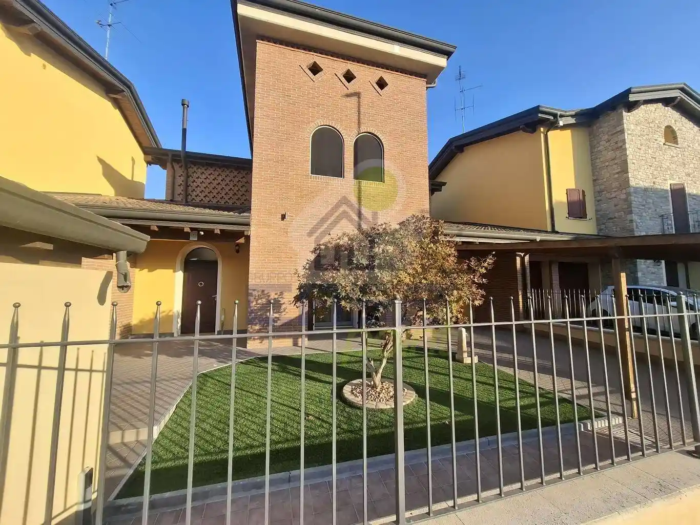Villa in vendita a Castelvetro Piacentino