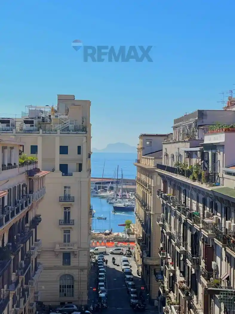 Appartamento in affitto a Napoli