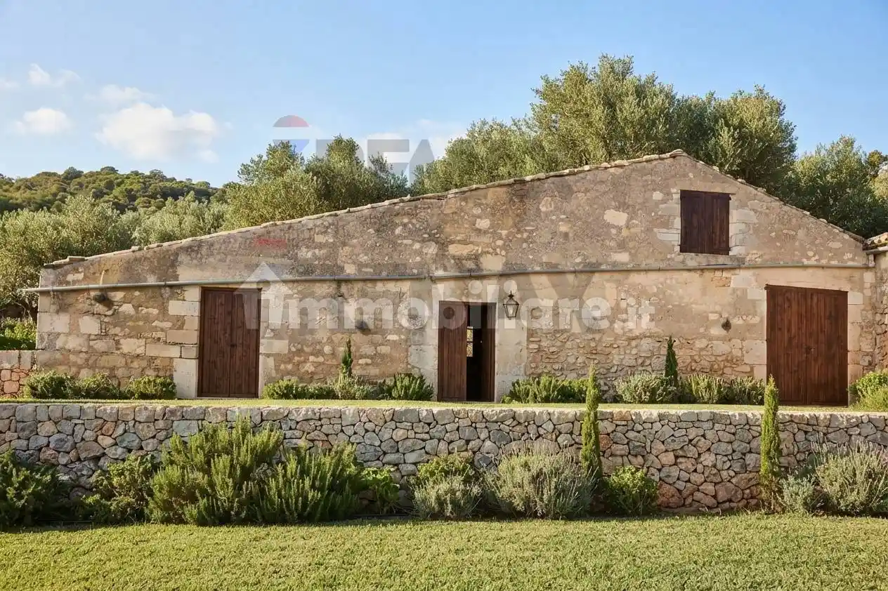 Rustico - Casale in vendita a Ragusa