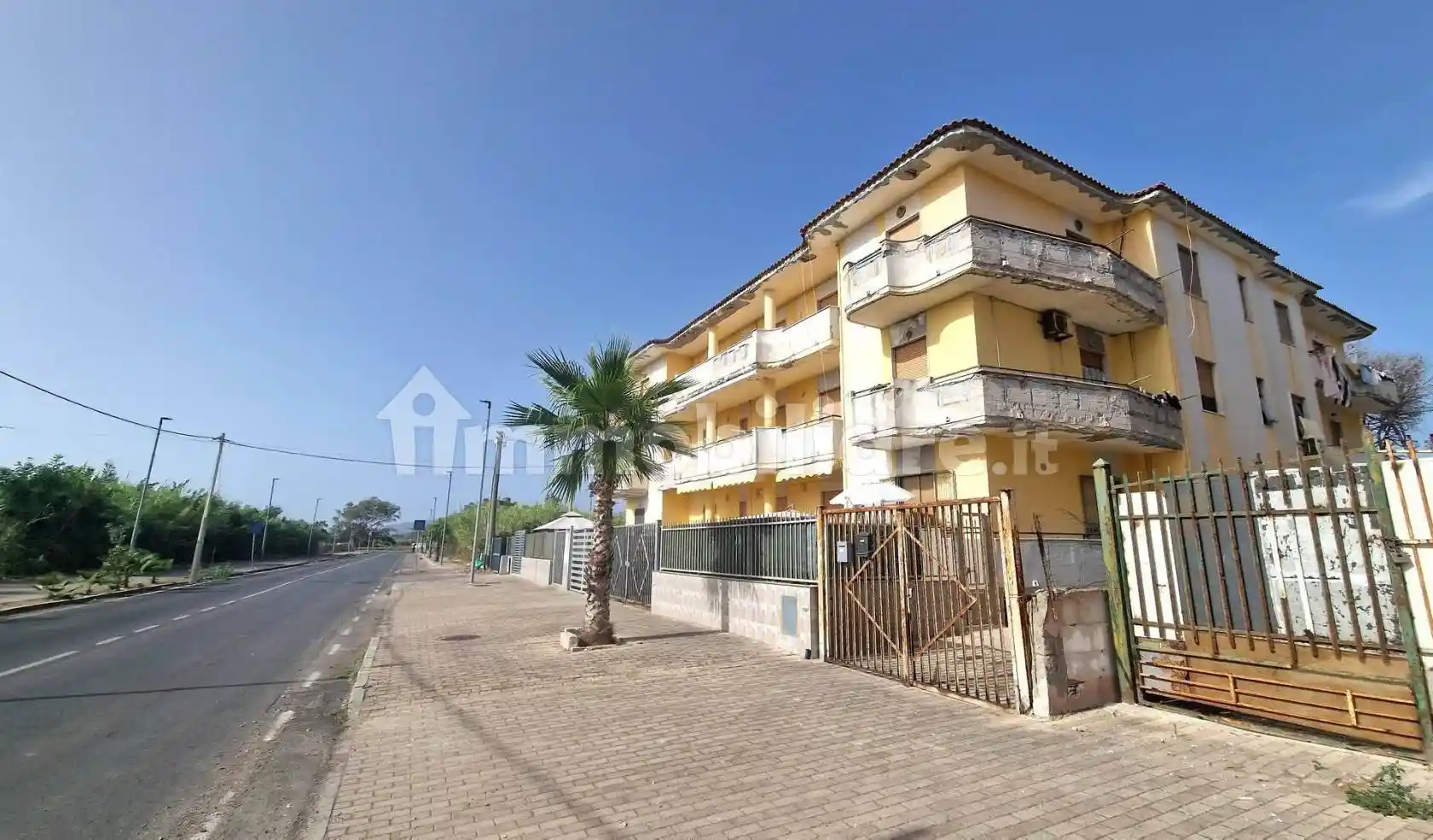 Appartamento in vendita a Castel Volturno