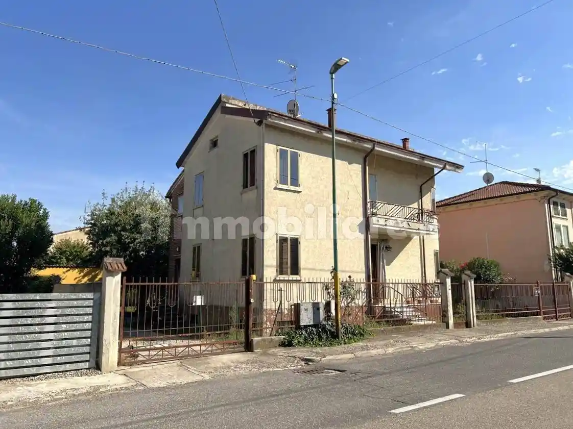Villetta a schiera in vendita a Roncoferraro