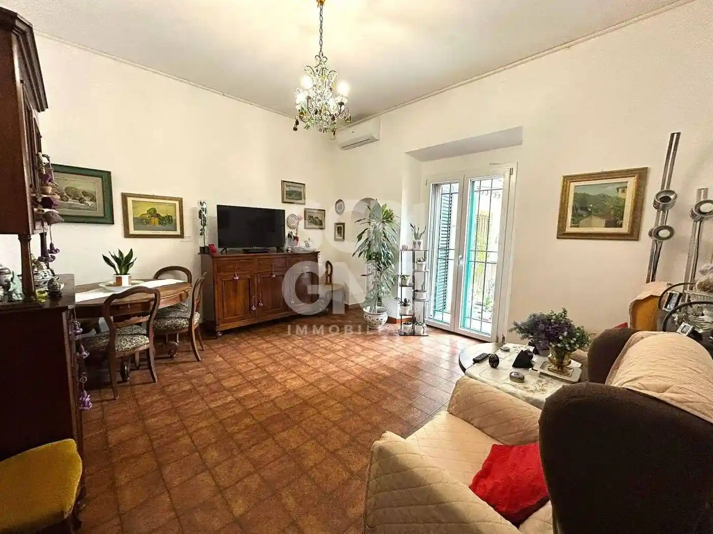Casa indipendente in vendita a Prato