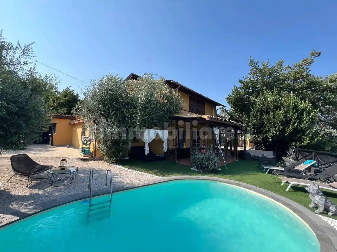 Villa in vendita a Montopoli di Sabina