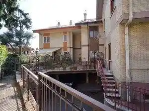 Villa in vendita a Grottaferrata