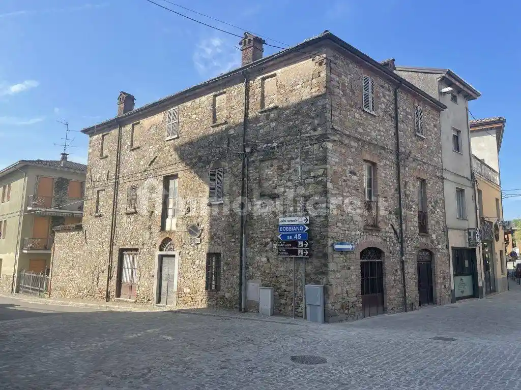 Rustico - Casale in vendita a Travo