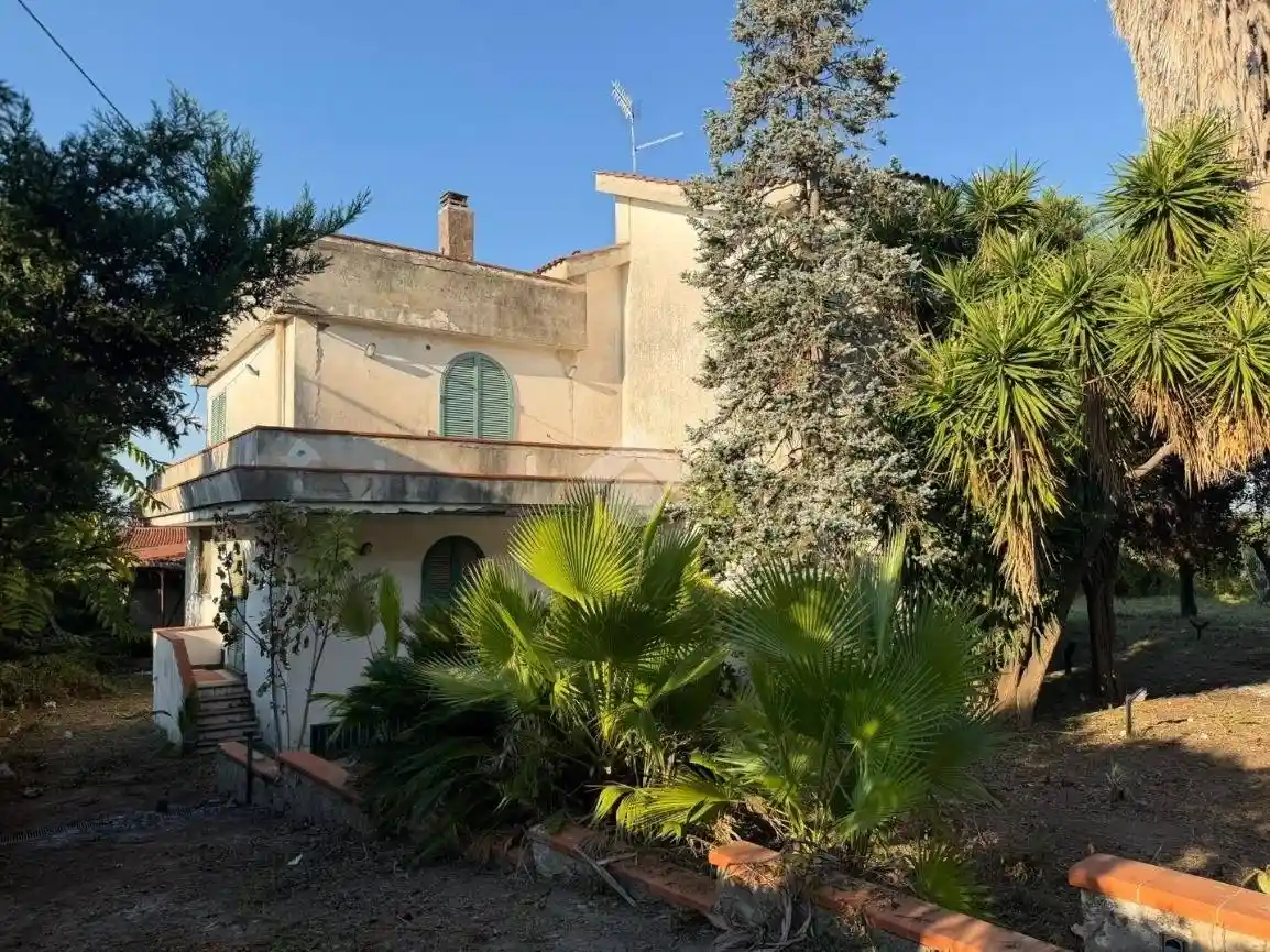 Villa in vendita a Sant'Egidio del Monte Albino