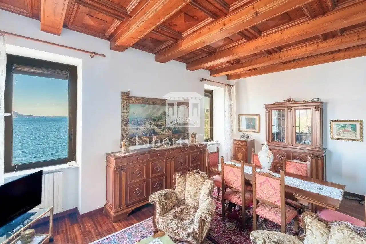 Appartamento in vendita a Toscolano-Maderno