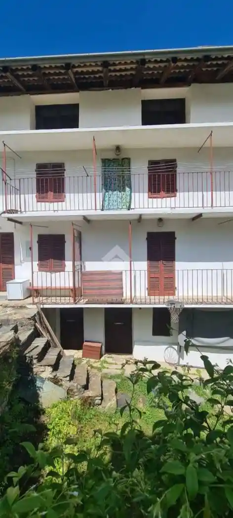 Casa indipendente in vendita a Mezzenile
