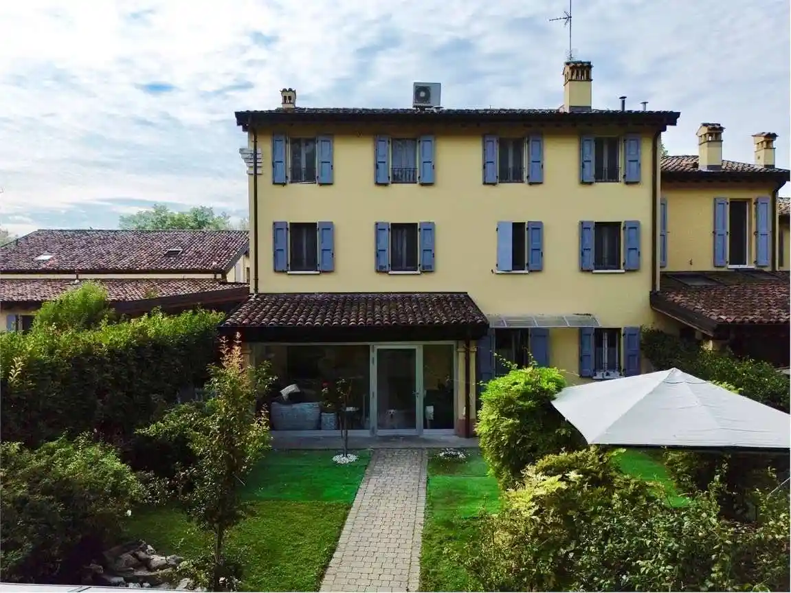 Appartamento in vendita a Modena