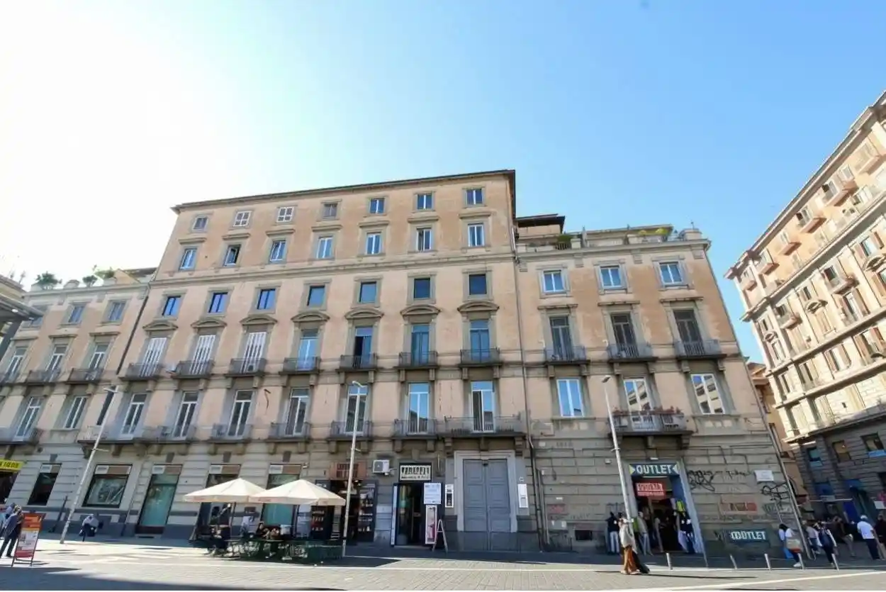Appartamento in vendita a Napoli