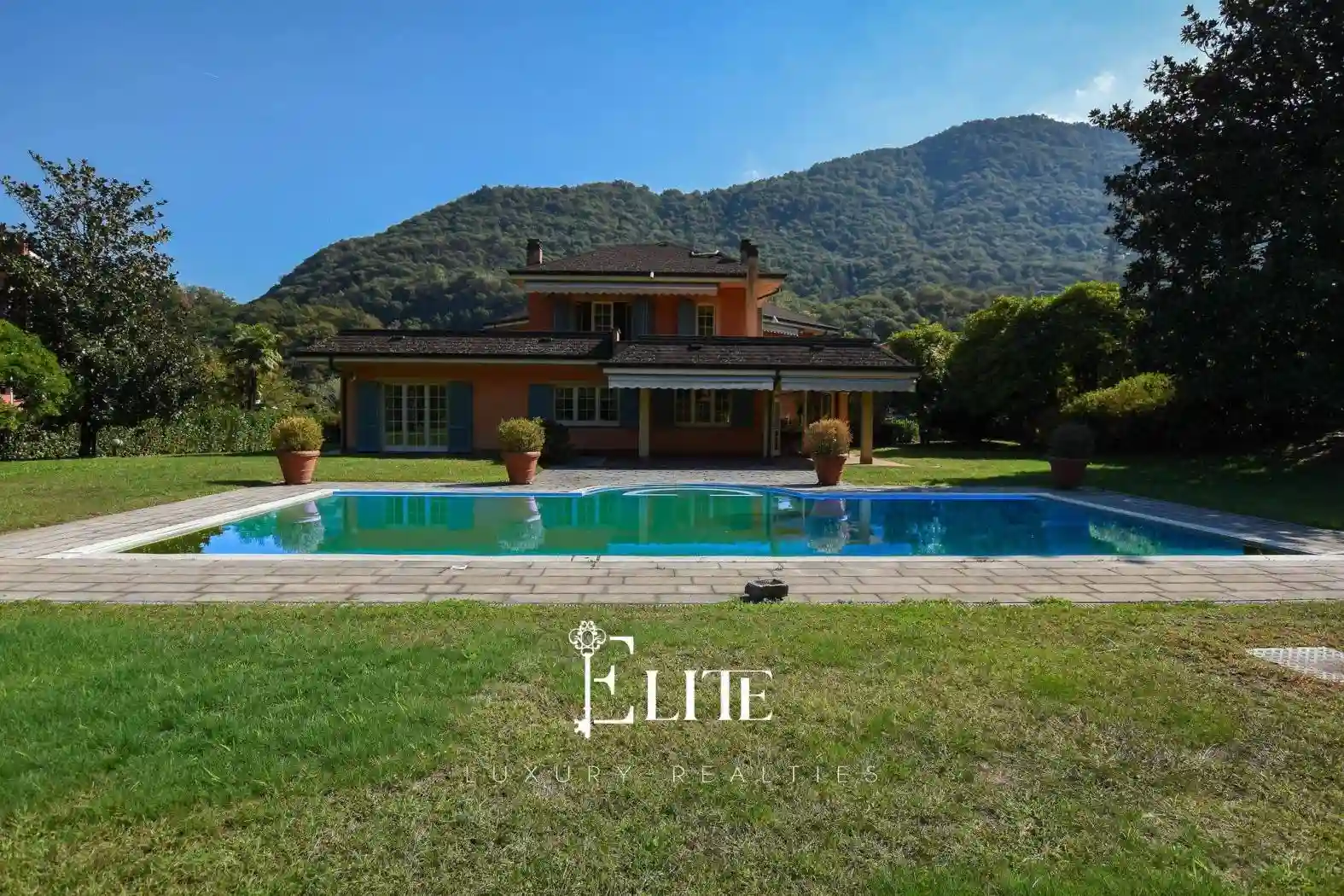 Villa - foto 2