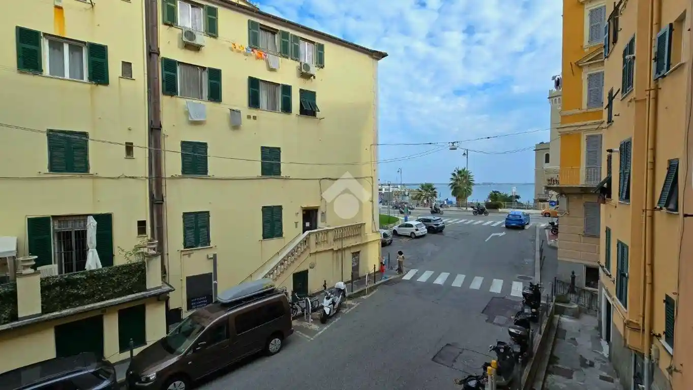 Appartamento in vendita a Genova