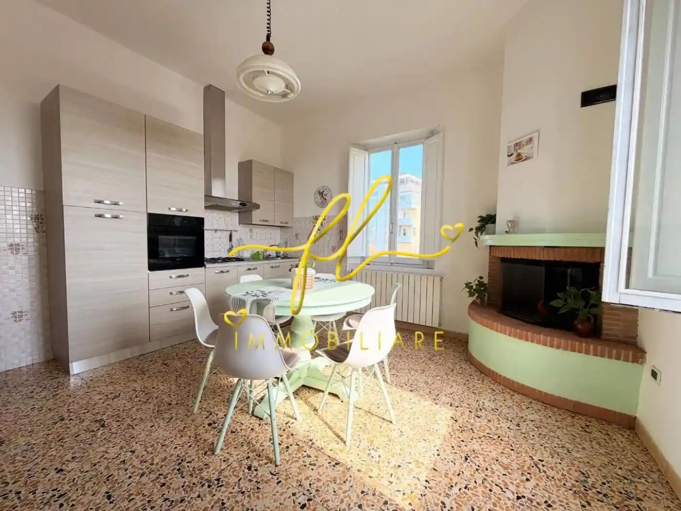 Appartamento in vendita a Cecina