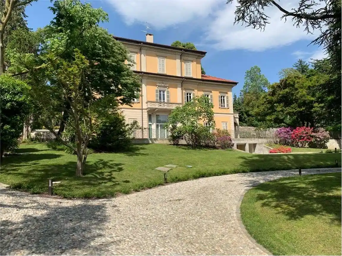 Attico - Mansarda in affitto a Varese