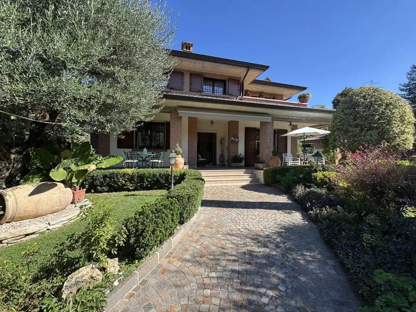 Villa in vendita a Albinea