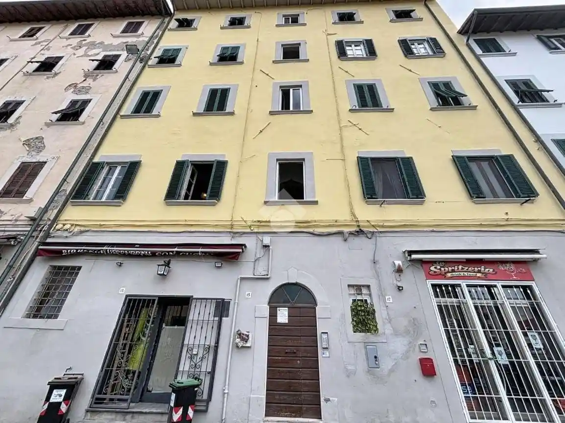 Appartamento in vendita a Livorno