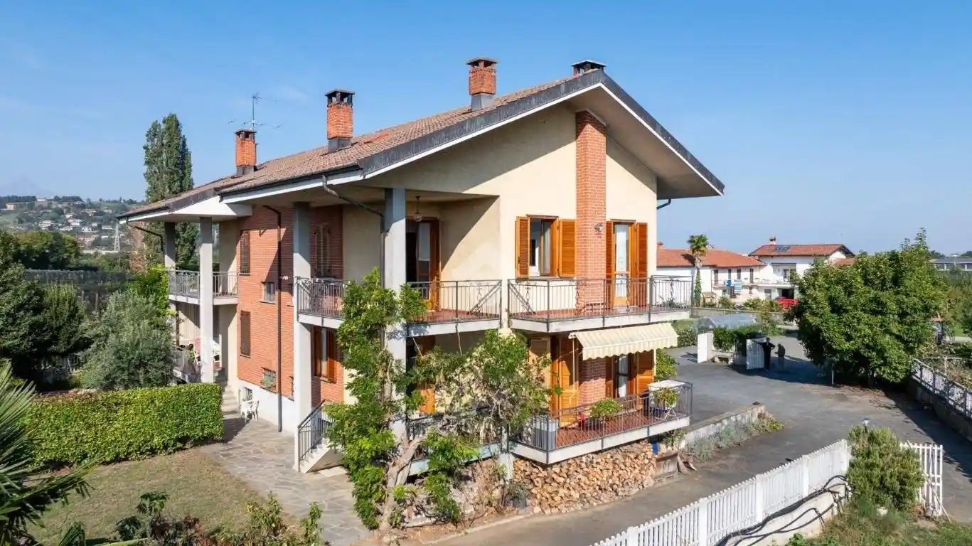 Villa in vendita a Saluzzo