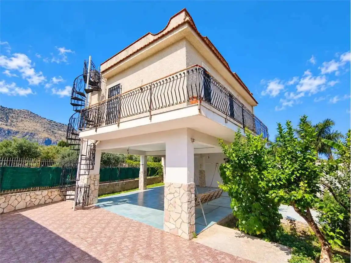 Villa in vendita a Carini
