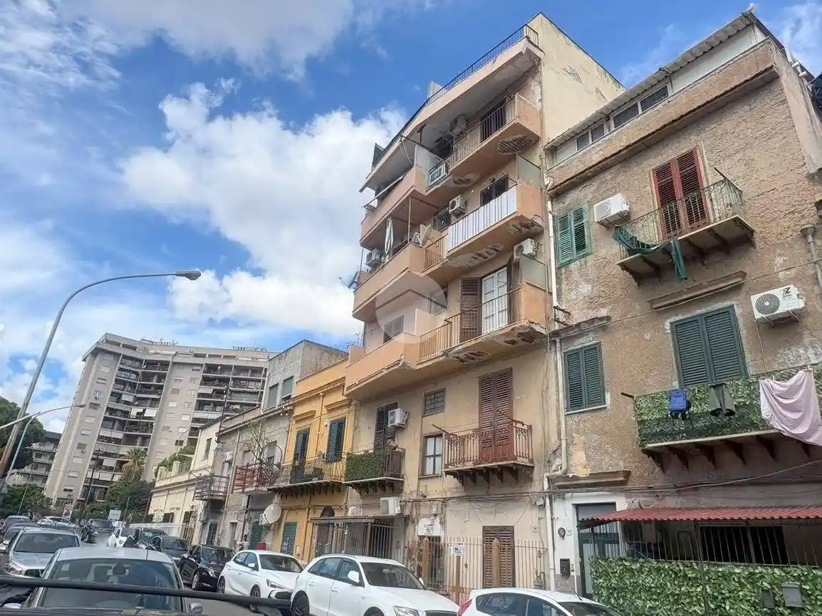 Appartamento in vendita a Palermo