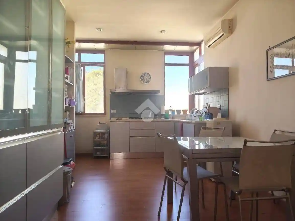 Appartamento in vendita a Palermo
