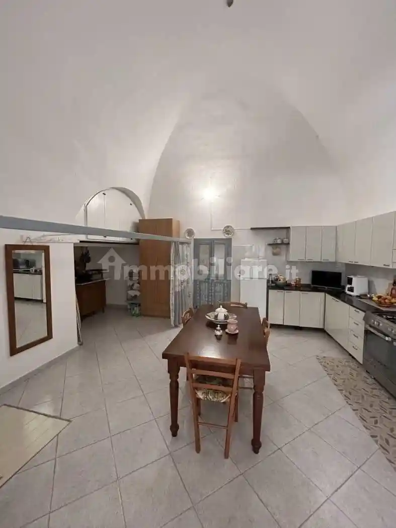 Appartamento in vendita a Turi