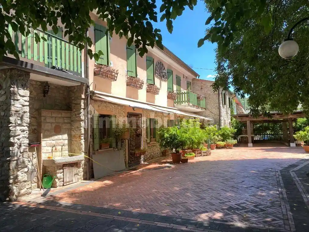 Rustico - Casale in vendita a Cinto Euganeo