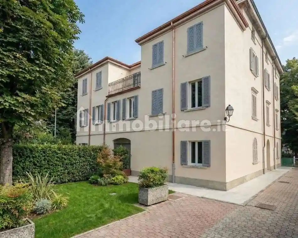 Appartamento in vendita a Modena