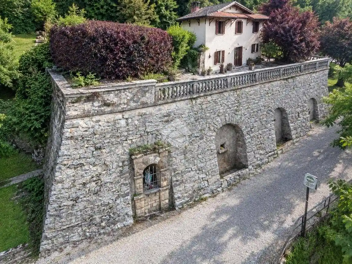 Villa in vendita a Torre de' Busi