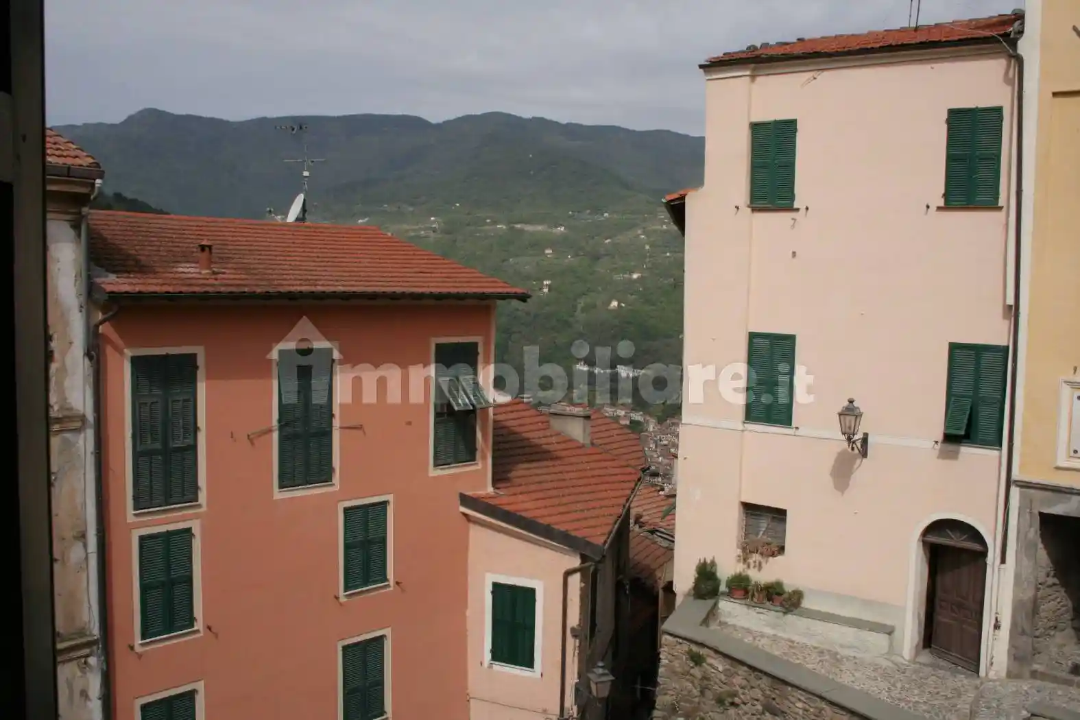 Appartamento in vendita a Castel Vittorio