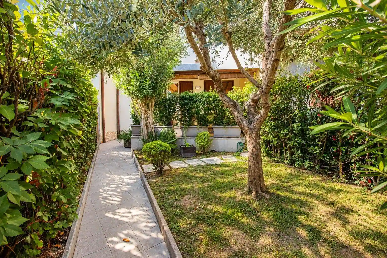 Villa - foto 5