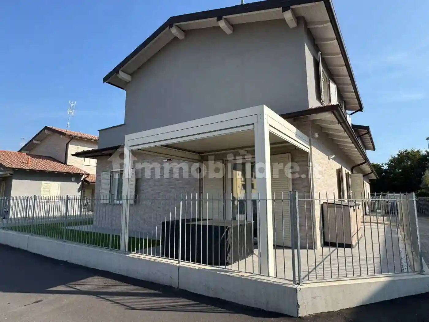 Villa - foto 2