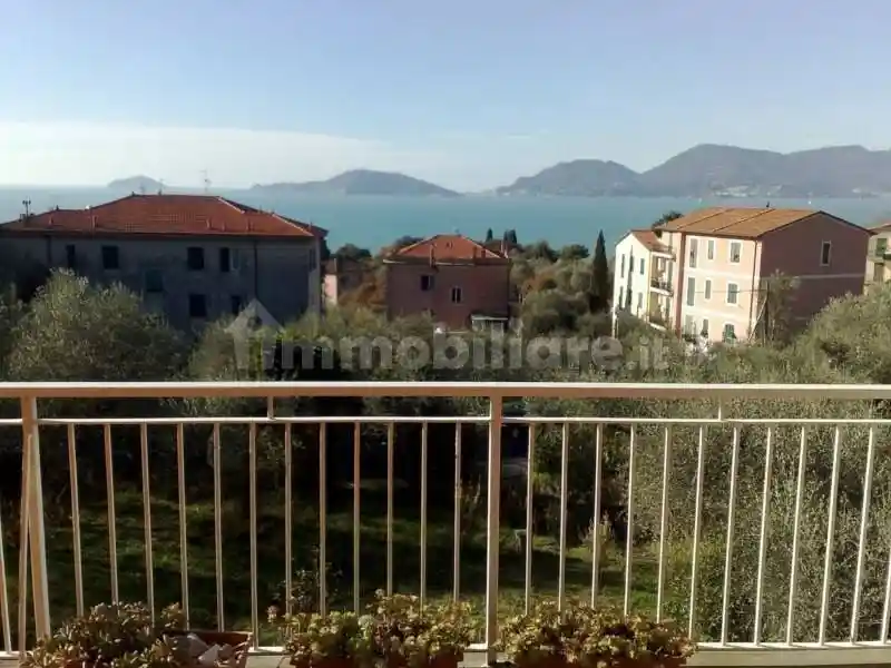 Appartamento in affitto a Lerici
