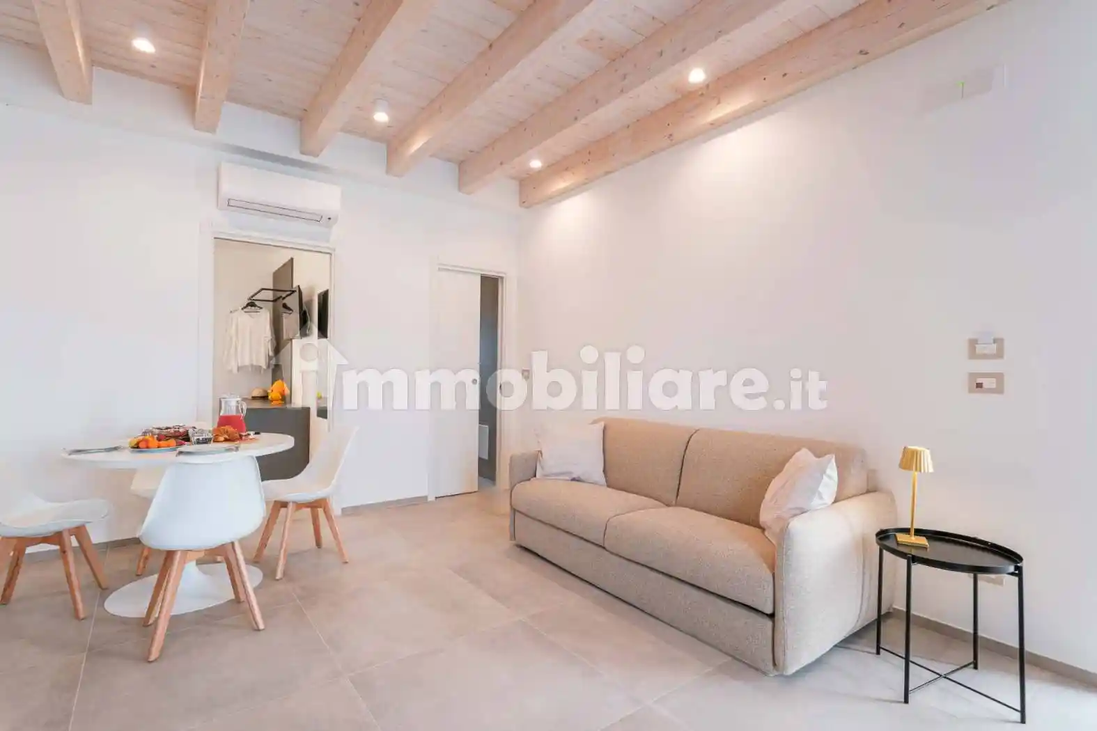 Appartamento in affitto a Monopoli