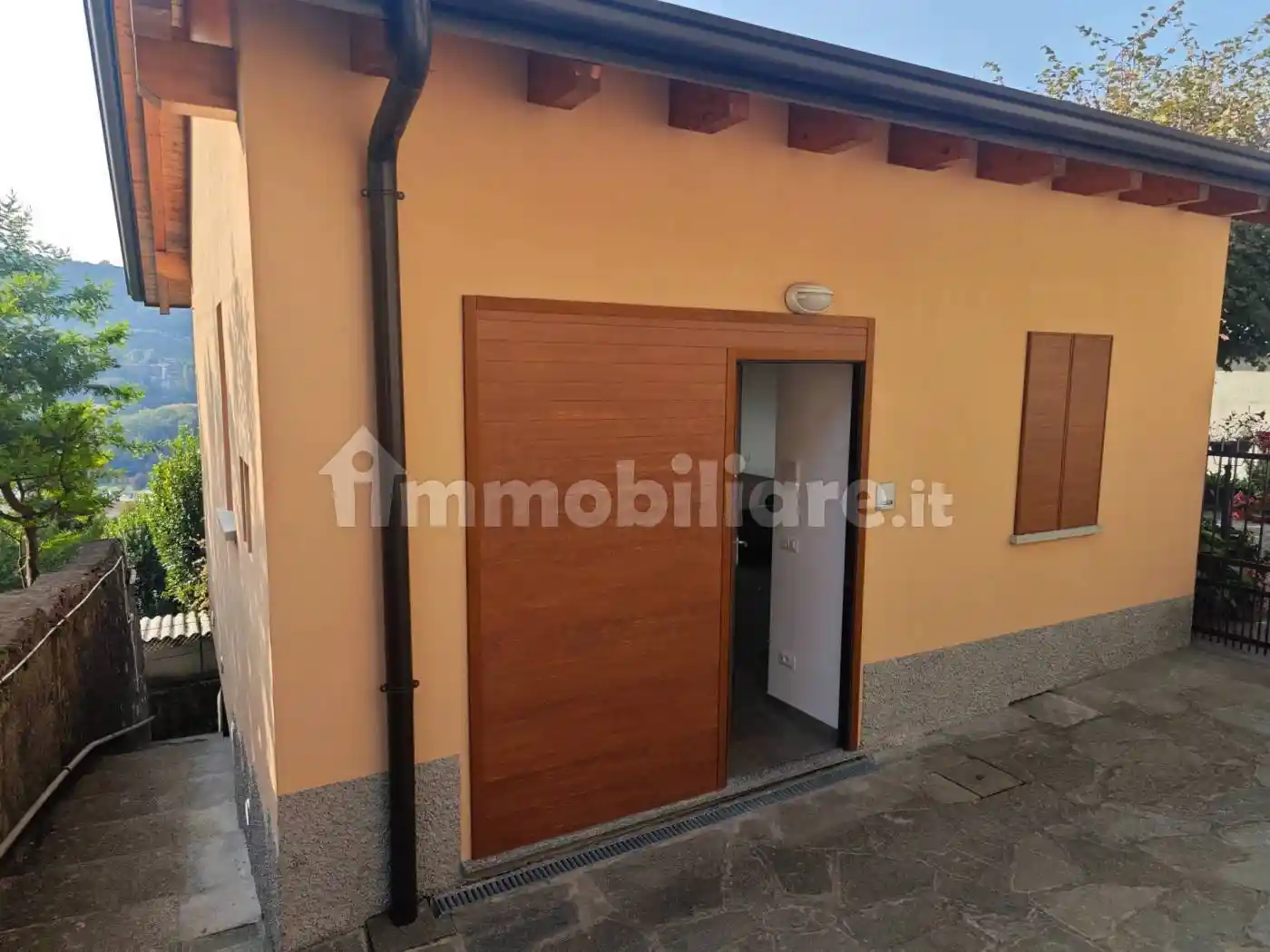 Villa in affitto a Maslianico