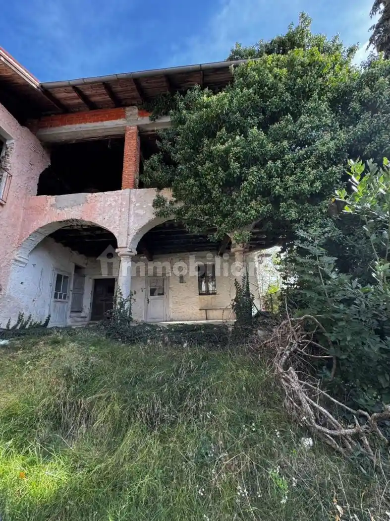 Villa in vendita a Valduggia