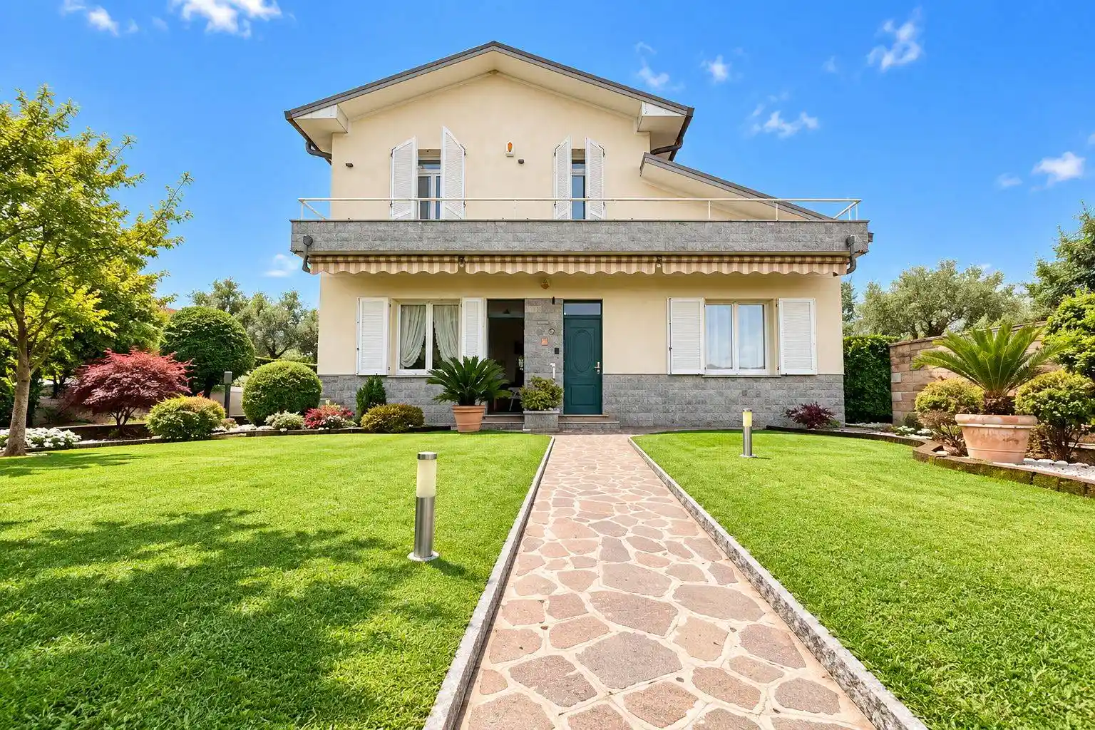 Villa in vendita a Novedrate