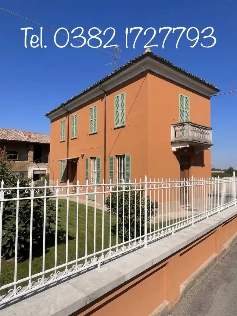 Villa in vendita a Redavalle
