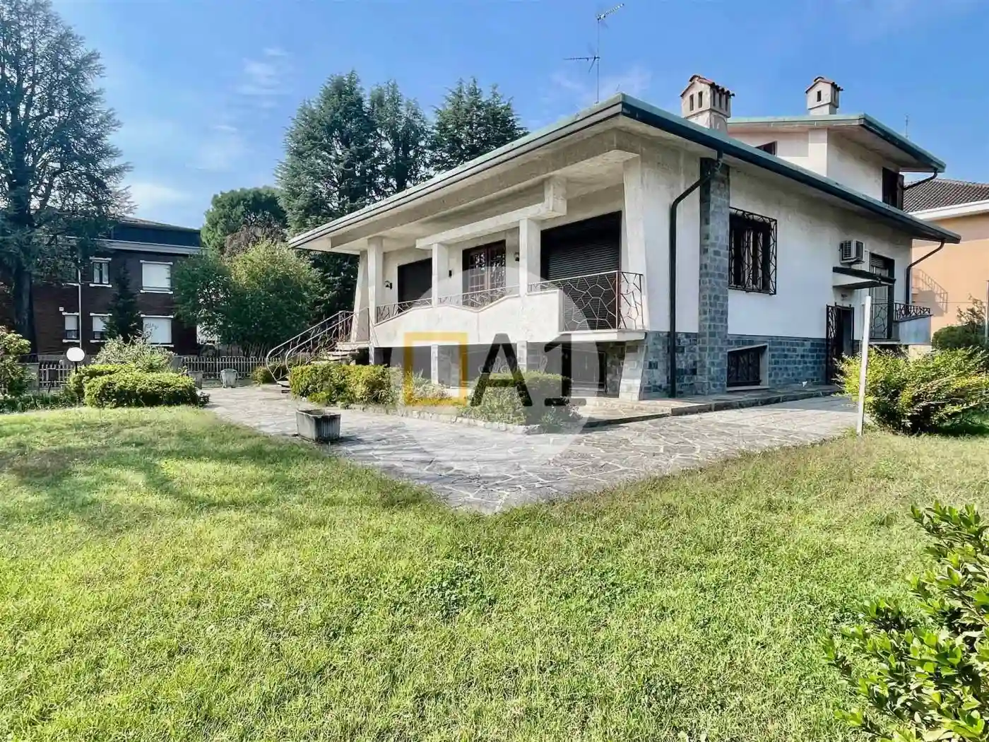 Villa - foto 2