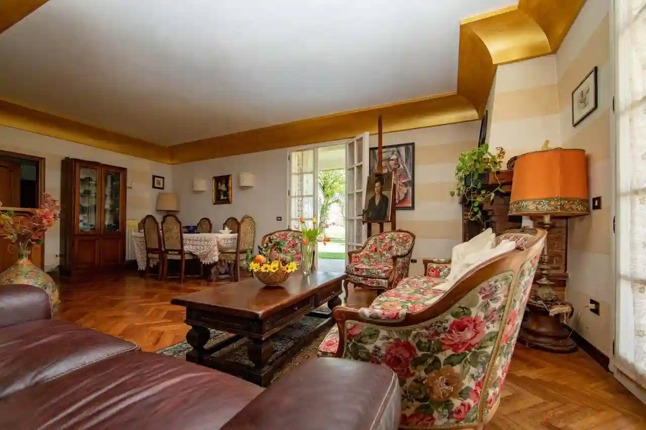 Villa - foto 2