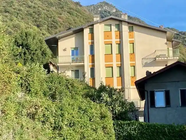 Appartamento in vendita a Perledo