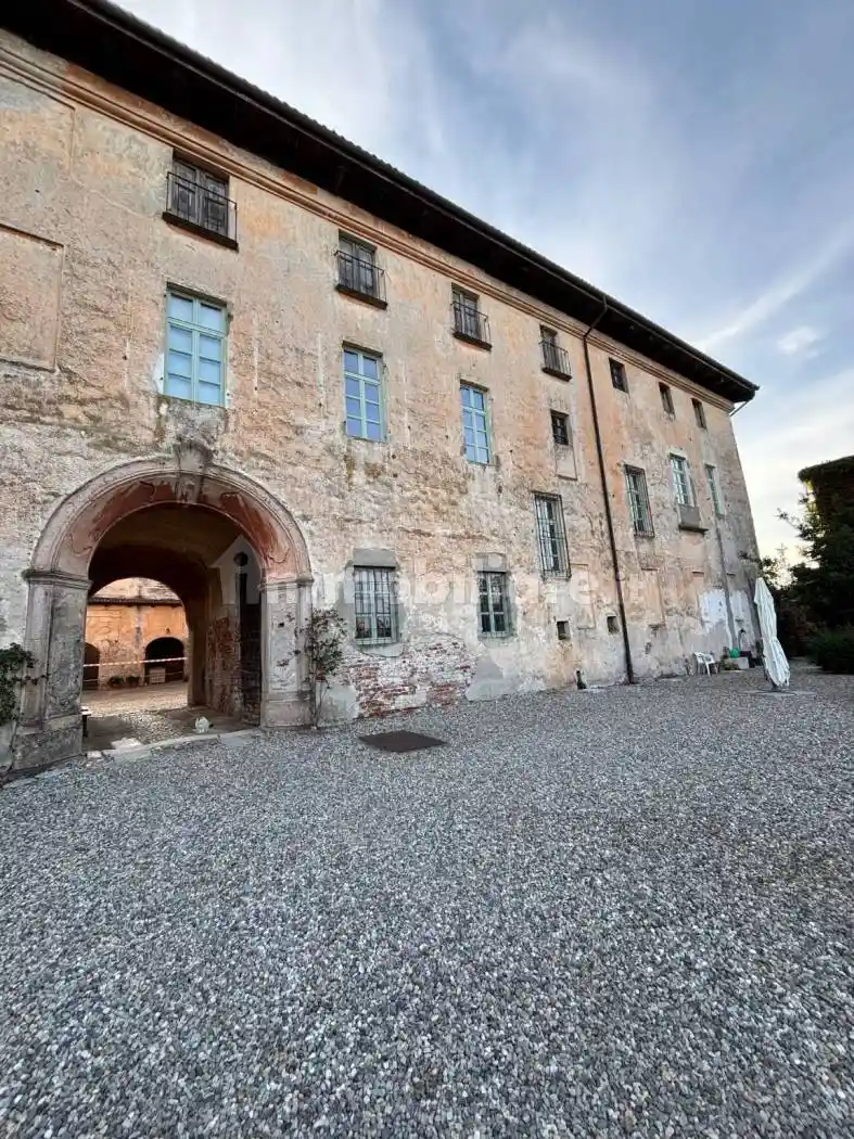 Rustico - Casale in vendita a Castellazzo Novarese