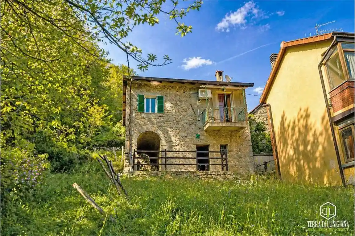 Casa indipendente in vendita a Pontremoli