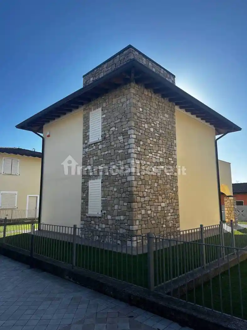 Villa in affitto a Manerba del Garda
