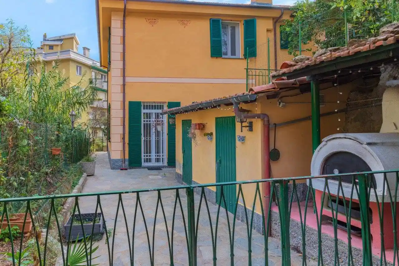 Appartamento in vendita a Savona