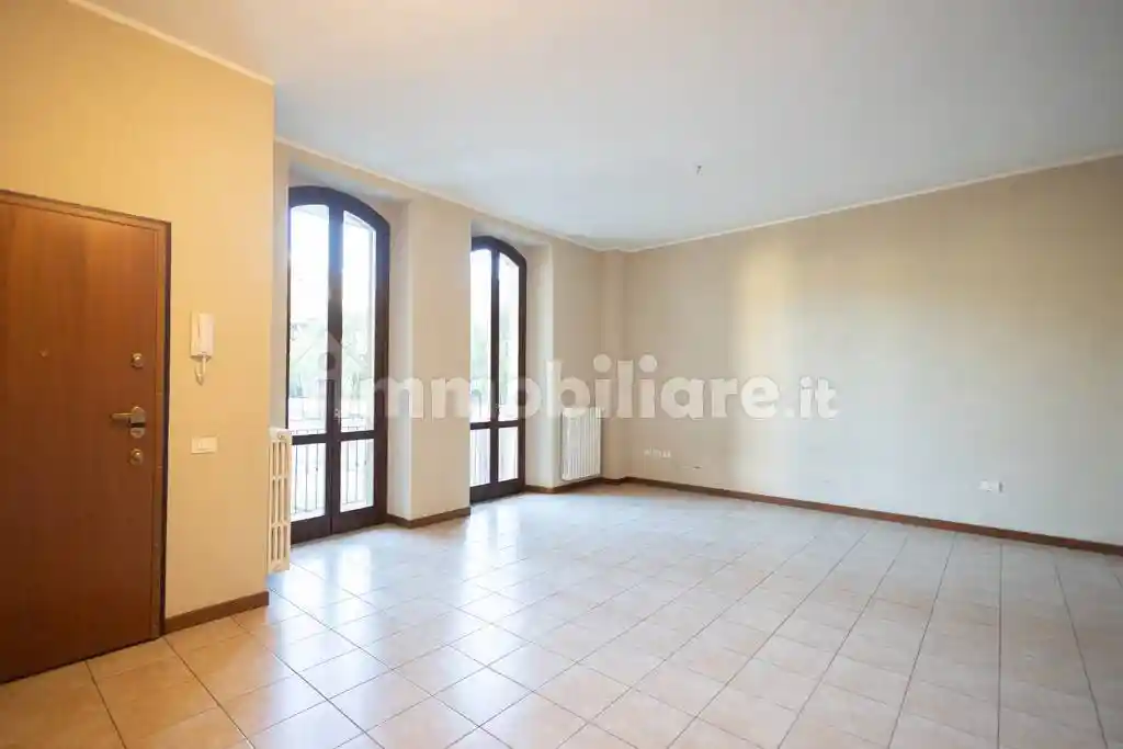 Appartamento in vendita a Erba