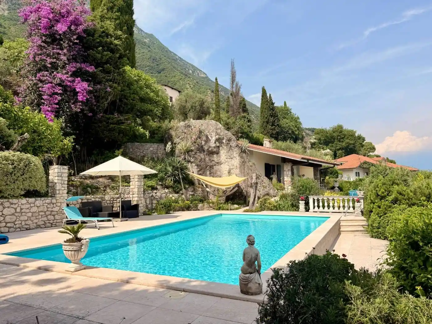 Villa in vendita a Gargnano