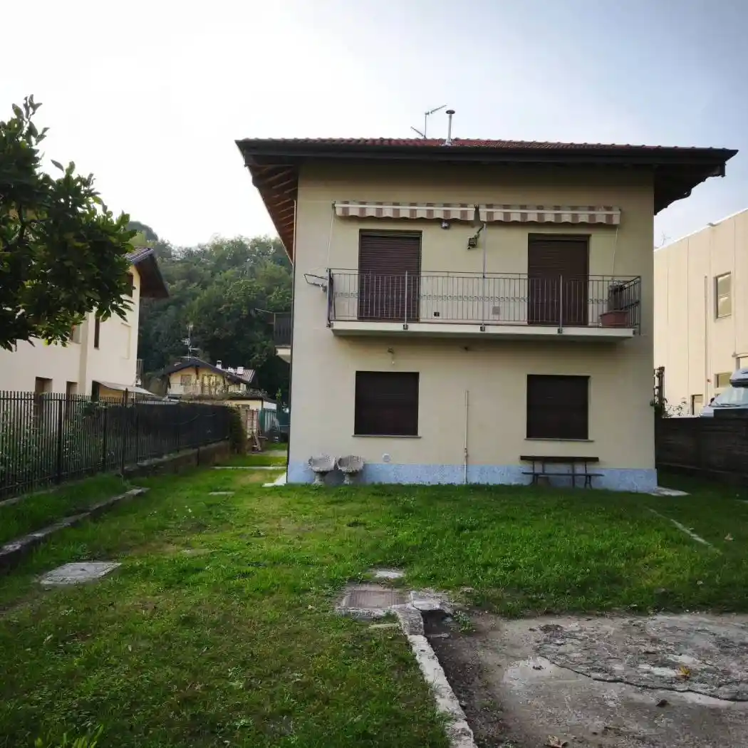 Villa in vendita a Gallarate