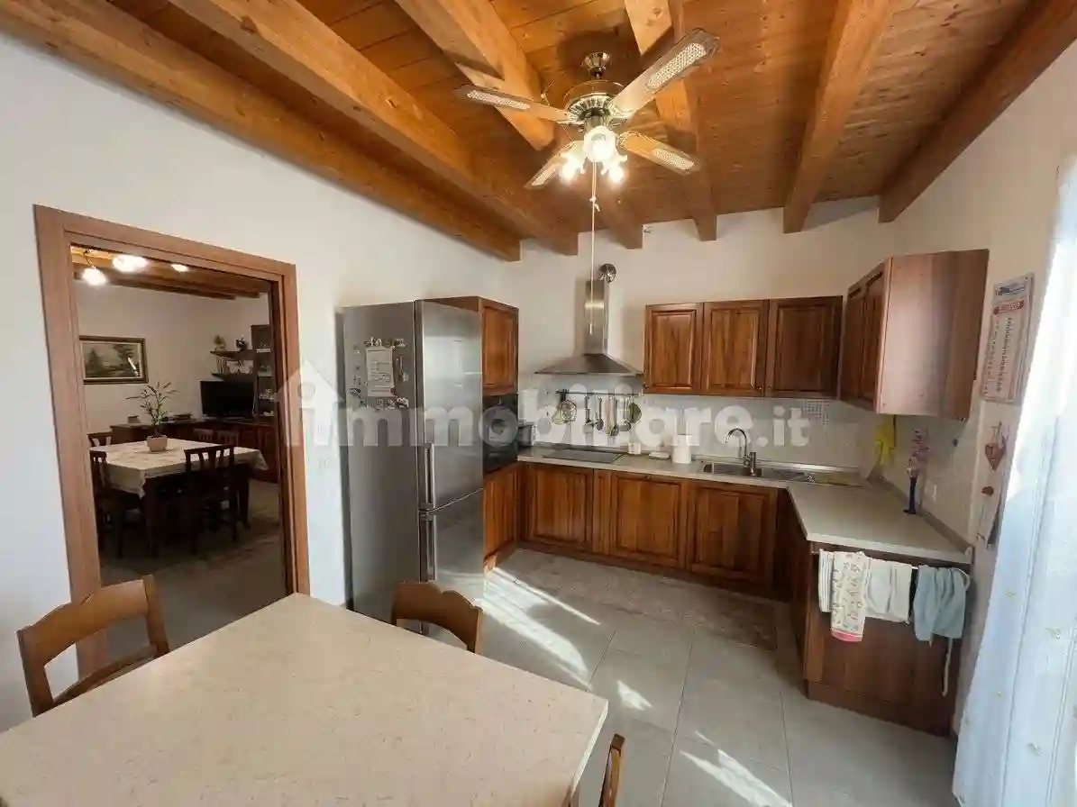 Casa indipendente - foto 2