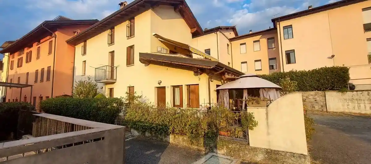 Appartamento in vendita a Pisogne